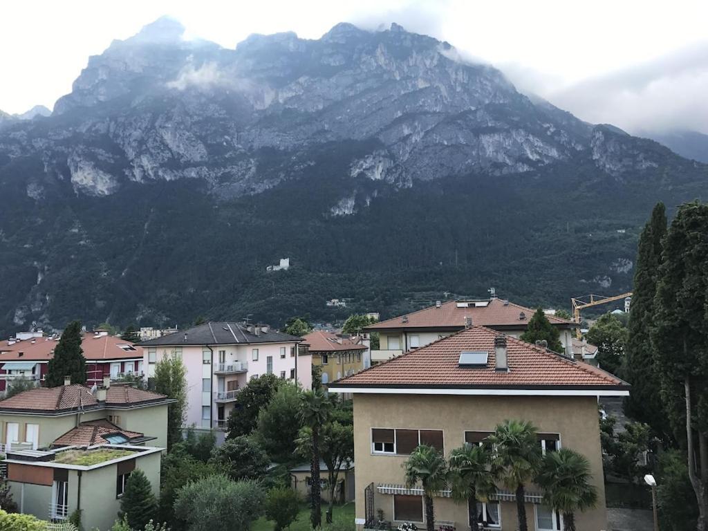 Casa Filippo Large 3 Room Apartment, Close To The Beach, Free Wifi Internet Riva del Garda Buitenkant foto